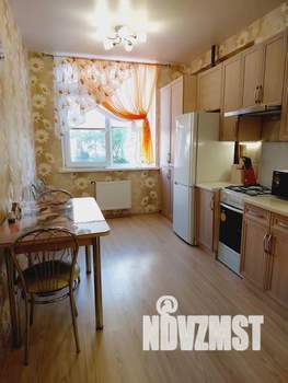 1-к квартира, посуточно, 43м2, 2/10 этаж