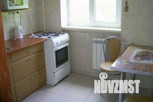 1-к квартира, посуточно, 33м2, 3/5 этаж