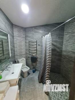 Студия квартира, посуточно, 42м2, 2/10 этаж