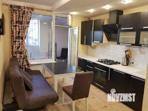 1-к квартира, посуточно, 60м2, 2/10 этаж