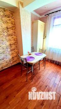 1-к квартира, посуточно, 36м2, 2/10 этаж