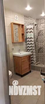 Студия квартира, посуточно, 40м2, 1/3 этаж