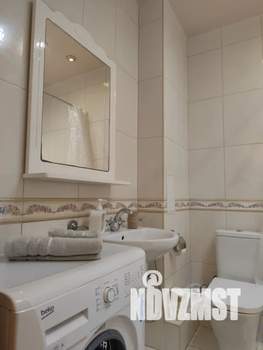 1-к квартира, посуточно, 42м2, 4/9 этаж