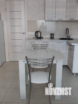 Студия квартира, посуточно, 24м2, 1/1 этаж