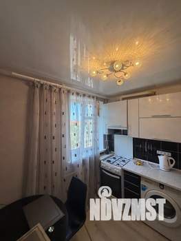 1-к квартира, посуточно, 32м2, 2/5 этаж