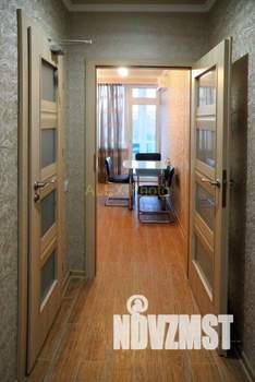 1-к квартира, посуточно, 60м2, 1/1 этаж