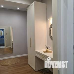 Студия квартира, посуточно, 52м2, 2/10 этаж