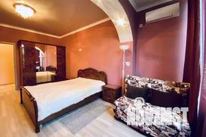 1-к квартира, посуточно, 45м2, 2/6 этаж