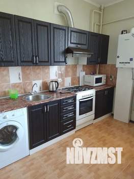 1-к квартира, посуточно, 40м2, 2/5 этаж