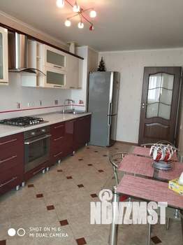 2-к квартира, посуточно, 65м2, 2/6 этаж