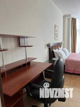 Студия квартира, посуточно, 42м2, 3/9 этаж