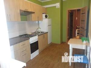 1-к квартира, посуточно, 43м2, 7/10 этаж