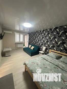 1-к квартира, посуточно, 35м2, 5/5 этаж