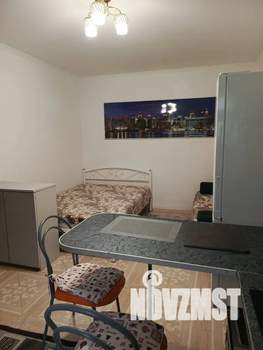 Студия квартира, посуточно, 27м2, 1/3 этаж