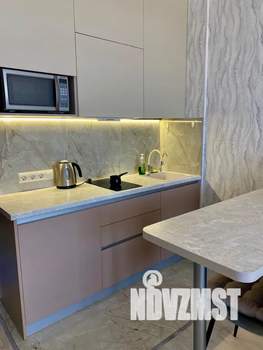 1-к квартира, посуточно, 40м2, 4/10 этаж