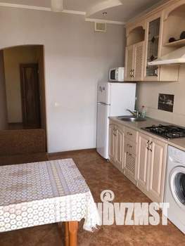 1-к квартира, посуточно, 39м2, 9/10 этаж