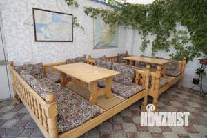 Студия квартира, на длительный срок, 200м2, 2/2 этаж