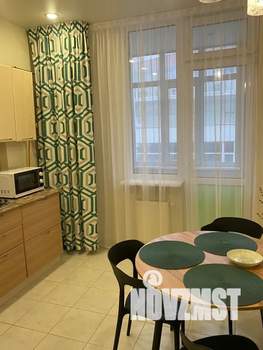 1-к квартира, посуточно, 37м2, 4/10 этаж