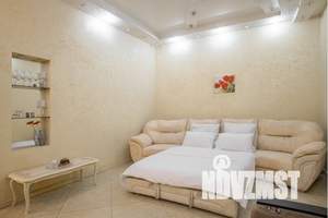 1-к квартира, посуточно, 40м2, 2/3 этаж