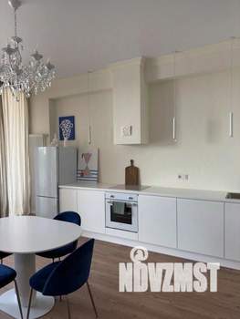 2-к квартира, посуточно, 77м2, 1/1 этаж