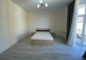 2-к квартира, на длительный срок, 80м2, 3/4 этаж