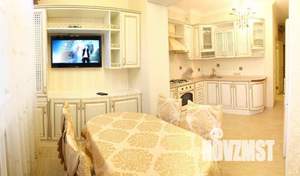 1-к квартира, посуточно, 60м2, 1/1 этаж