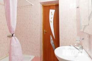 2-к квартира, посуточно, 45м2, 3/3 этаж