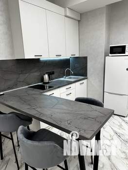 Студия квартира, посуточно, 32м2, 11/16 этаж