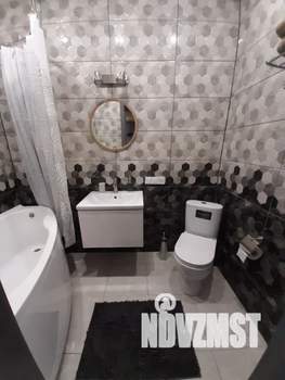 1-к квартира, посуточно, 42м2, 4/10 этаж