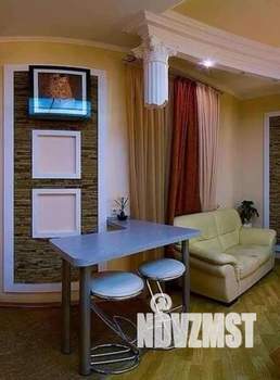 Студия квартира, посуточно, 35м2, 2/3 этаж