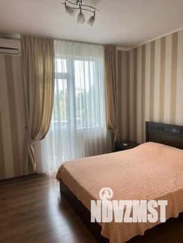 1-к квартира, посуточно, 54м2, 1/1 этаж