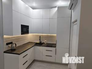 Студия квартира, посуточно, 30м2, 1/4 этаж