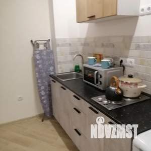 Студия квартира, посуточно, 30м2, 6/6 этаж