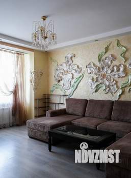2-к квартира, посуточно, 66м2, 4/11 этаж