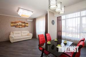 1-к квартира, посуточно, 53м2, 4/10 этаж