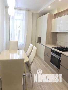 1-к квартира, посуточно, 45м2, 7/10 этаж