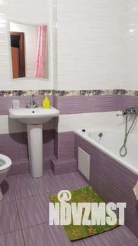 1-к квартира, посуточно, 42м2, 3/10 этаж