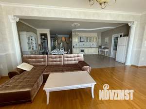 3-к квартира, посуточно, 200м2, 5/9 этаж