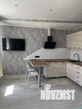 Студия квартира, посуточно, 30м2, 1/3 этаж