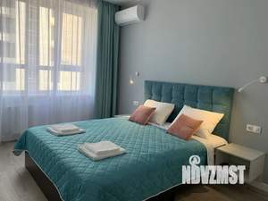 1-к квартира, посуточно, 39м2, 4/9 этаж