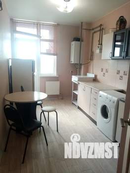 1-к квартира, посуточно, 43м2, 7/10 этаж