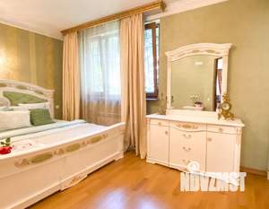 3-к квартира, посуточно, 114м2, 1/3 этаж