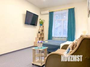 1-к квартира, посуточно, 35м2, 1/3 этаж