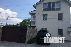 1-к квартира, посуточно, 72м2, 3/3 этаж