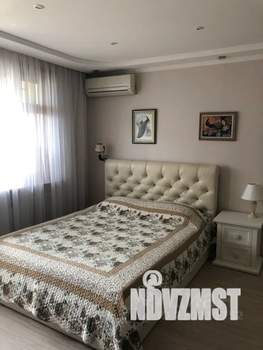 1-к квартира, посуточно, 42м2, 8/9 этаж