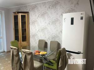 4-к квартира, на длительный срок, 140м2, 1/3 этаж
