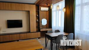 Студия квартира, посуточно, 50м2, 7/10 этаж