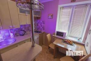 1-к квартира, посуточно, 34м2, 2/4 этаж