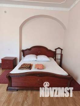 1-к квартира, посуточно, 40м2, 2/3 этаж