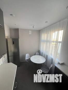 1-к квартира, посуточно, 36м2, 7/10 этаж